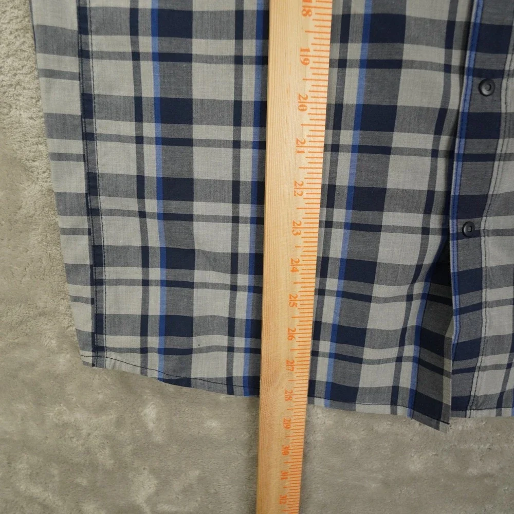 The North Face Button Up Shirt Men's Medium Grey‎ Plaid Outdoor Gorpcore